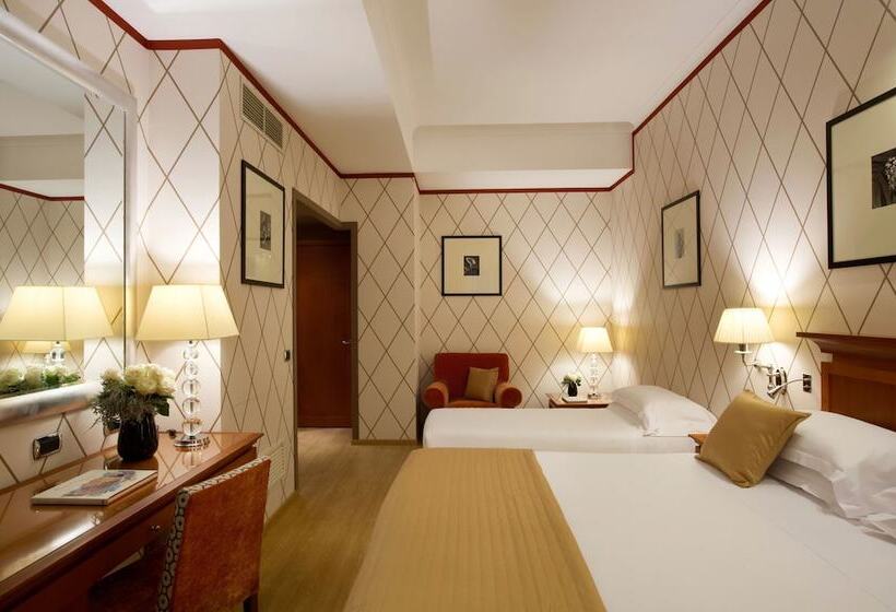 חדר סטנדרט לשלושה, Starhotels Metropole