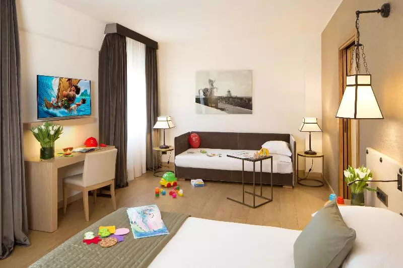 ファミリールーム, Starhotels Metropole