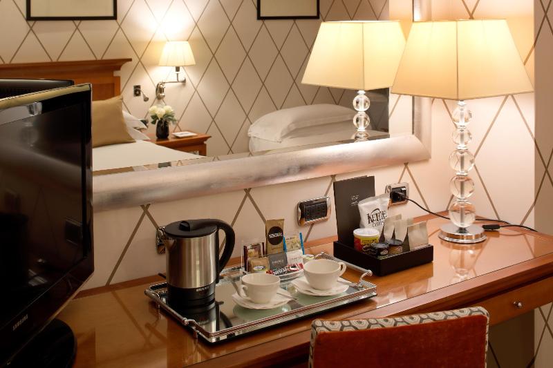 חדר סטנדרט לשלושה, Starhotels Metropole