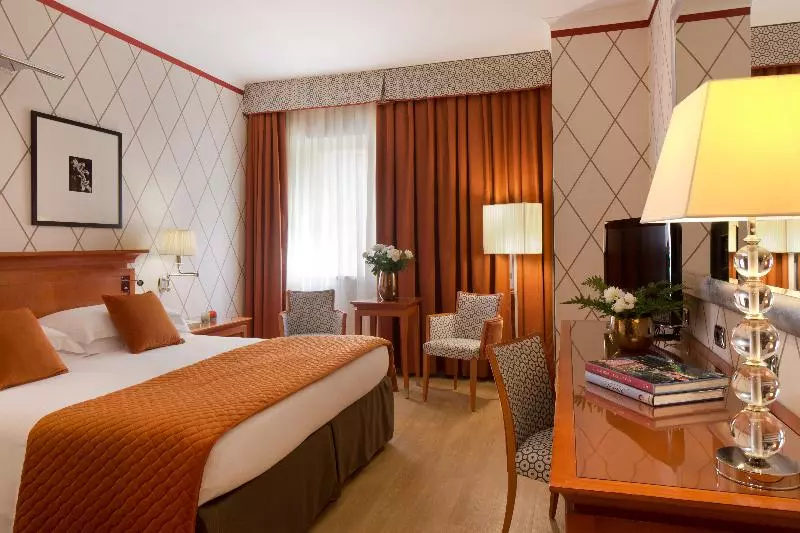 スーペリアールーム, Starhotels Metropole