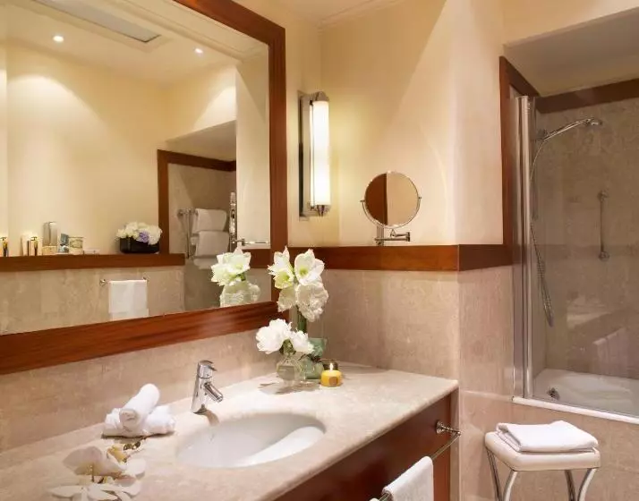 اتاق لوکس با چشم‌انداز, Starhotels Terminus