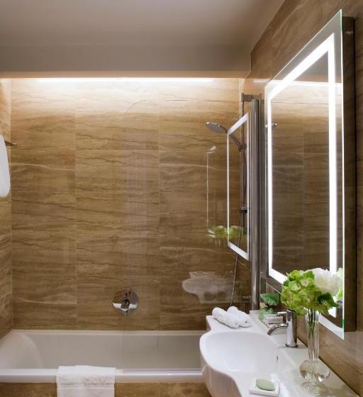 اتاق سوپریور با چشمانداز, Starhotels Terminus