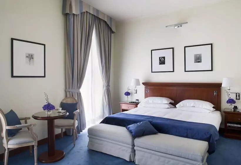 اتاق استاندارد سه نفره, Starhotels Terminus