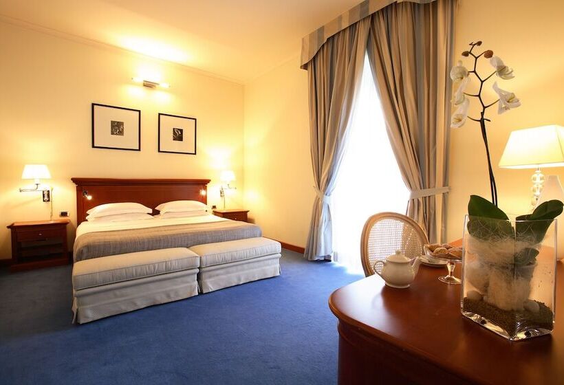 سوییت, Starhotels Terminus