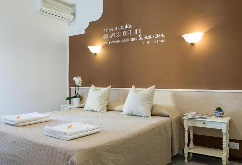 标准间, Villa Rita