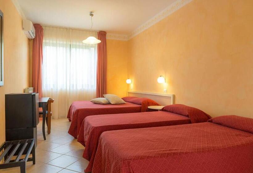 四人标准间, Villa Rita