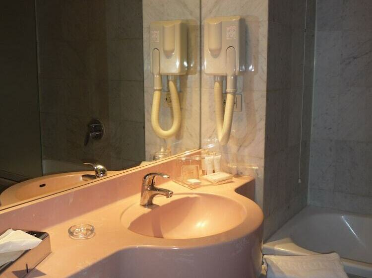 اتاق استاندارد یک نفره, Starhotels Terminus