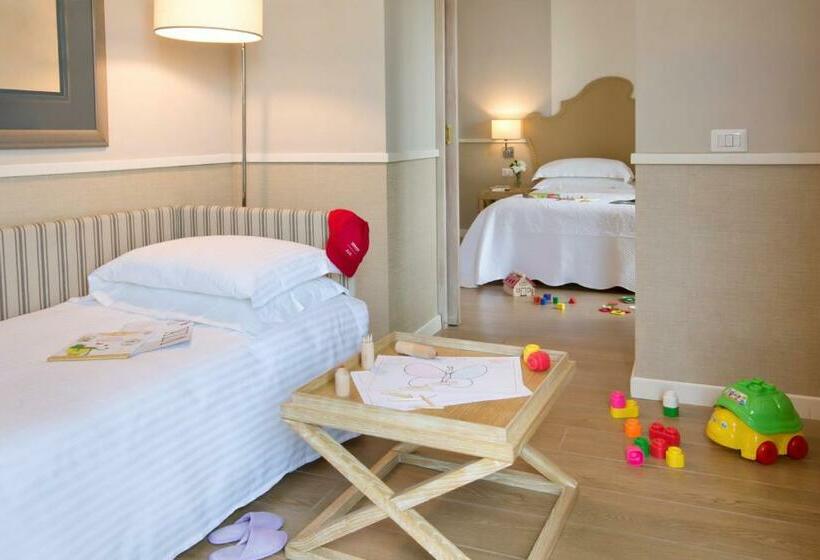 اتاق خانوادگی, Starhotels Terminus