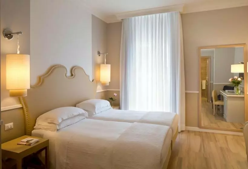 اتاق خانوادگی, Starhotels Terminus