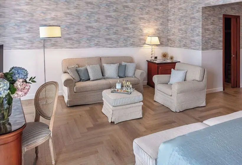 اتاق استاندارد سه نفره, Starhotels Terminus