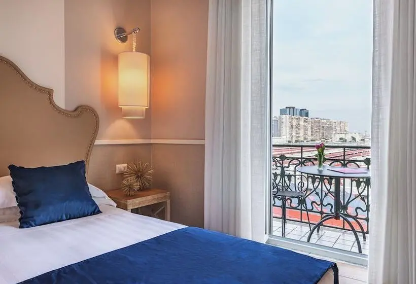 اتاق سوپریور با چشم‌انداز, Starhotels Terminus