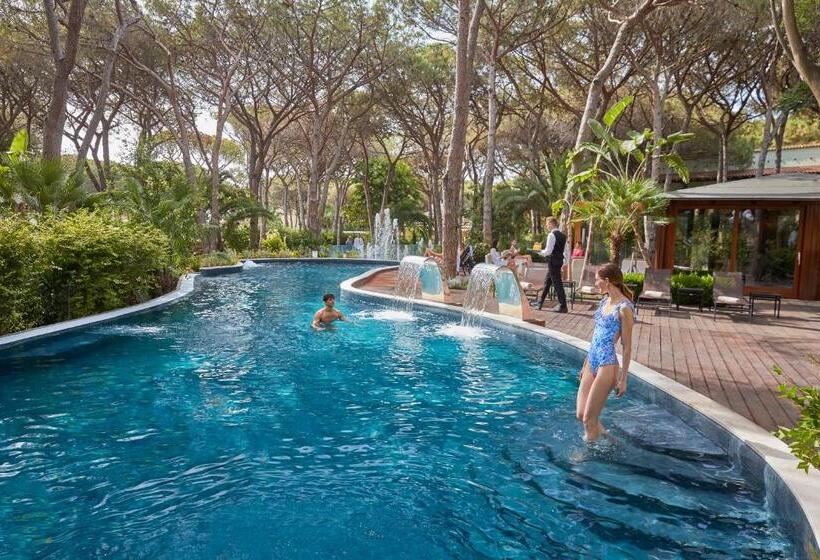 חדר סופריור נוף לגינה, Forte Village Resort  Pineta