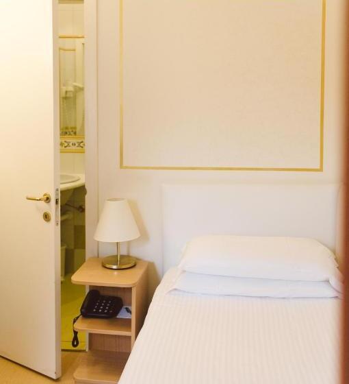 스탠다드 싱글 룸, America