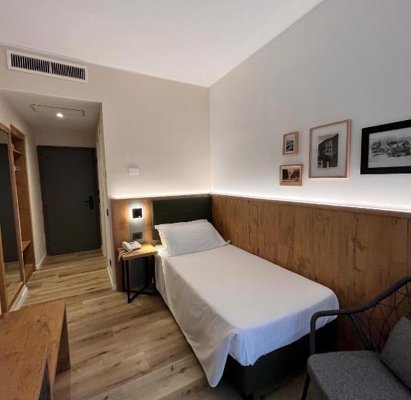 스탠다드 싱글 룸, America