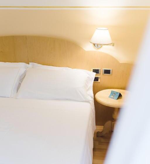 스탠다드 룸, America