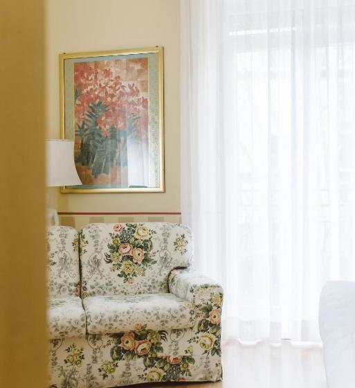 스탠다드 발코니 룸, America