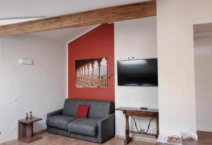 디럭스 룸, America