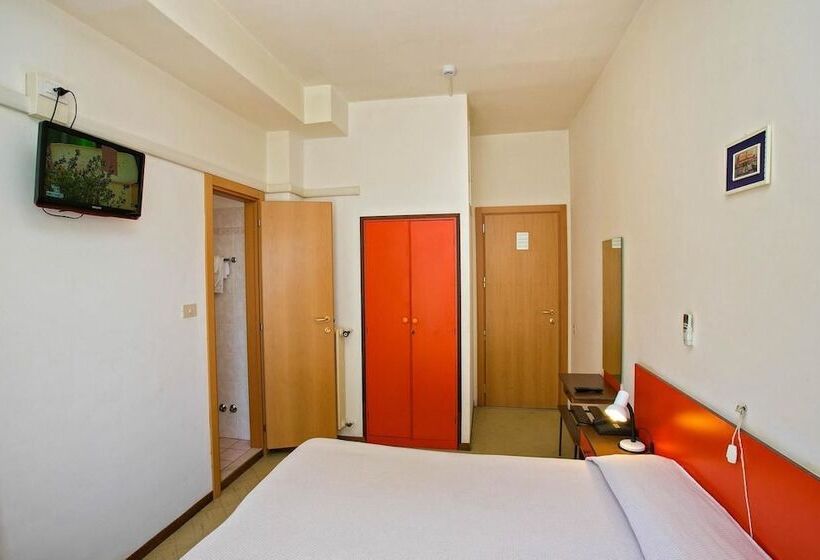 스탠다드 룸, Antares