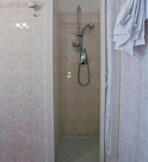 스탠다드 룸, Antares