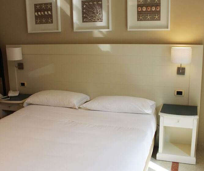 غرفة قياسية, Astoria