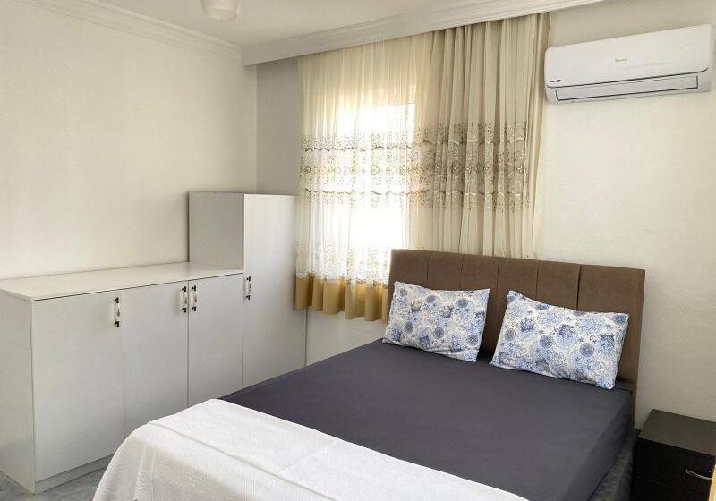 اتاق اکونومی, Carlton