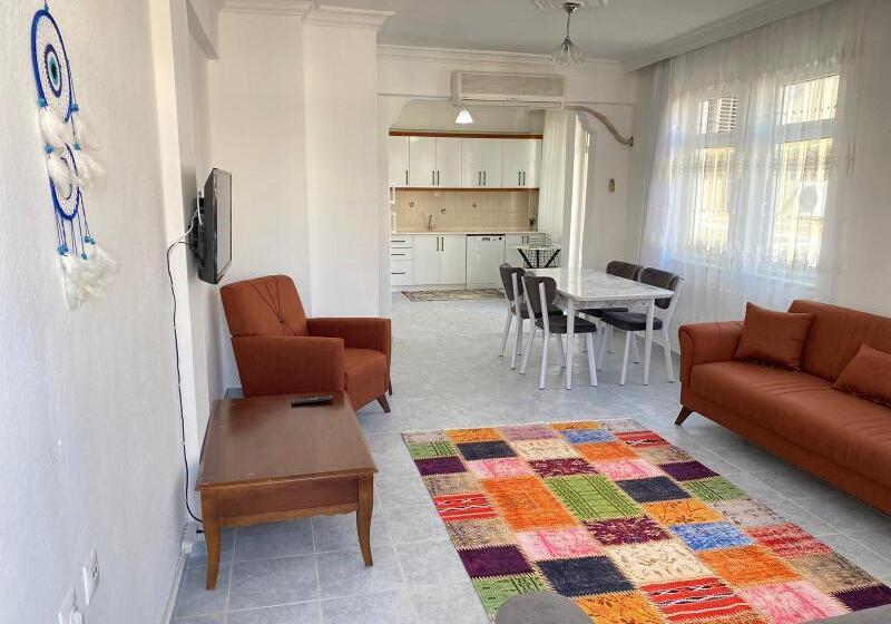 اتاق اکونومی, Carlton