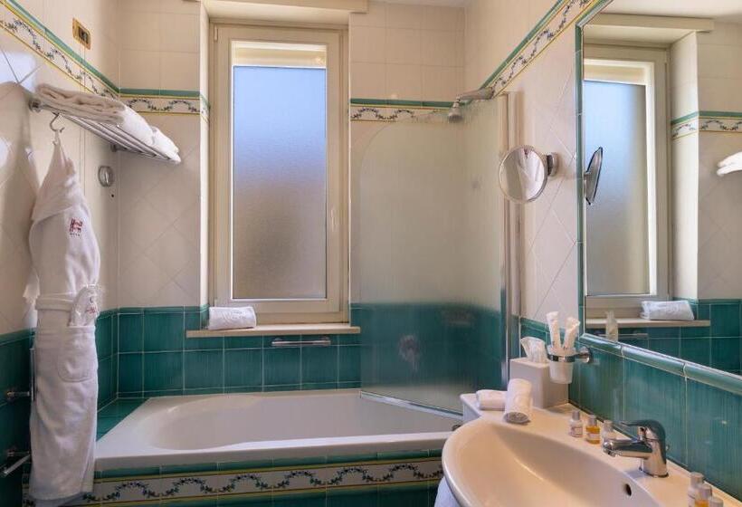 スタンダードルーム, Continental