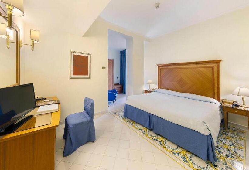 スタンダードインサイドビュールーム, Continental