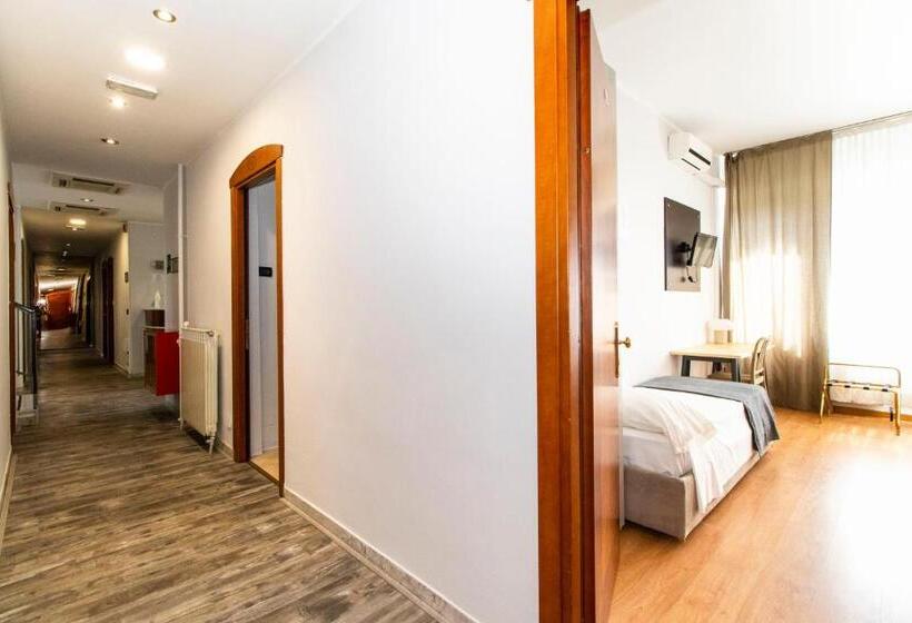 غرفة قياسية, Cristallo Torino