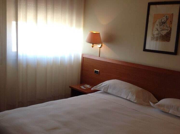 اتاق استاندارد, Palace