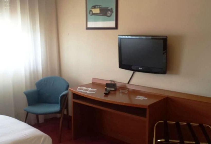 اتاق استاندارد, Palace