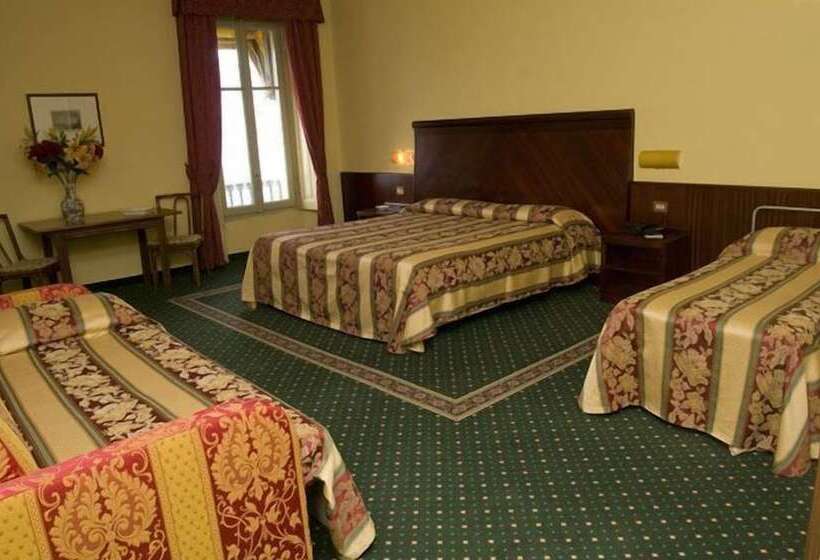 Superior room with lake view, Europalace