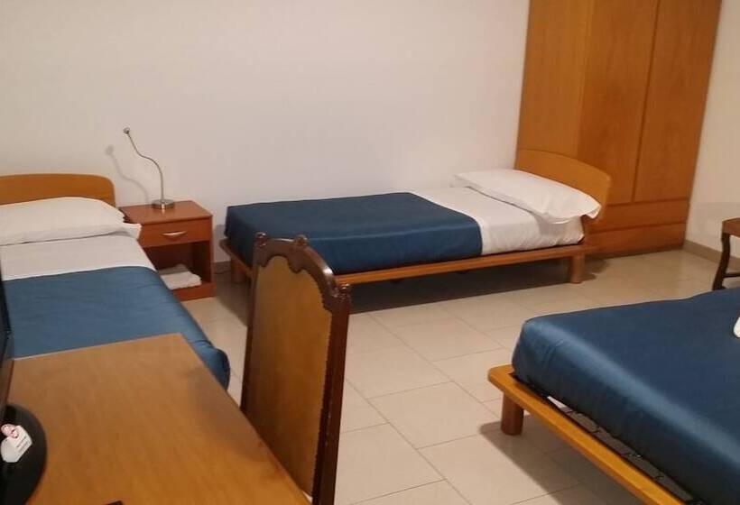 غرفة عائلية, Flying