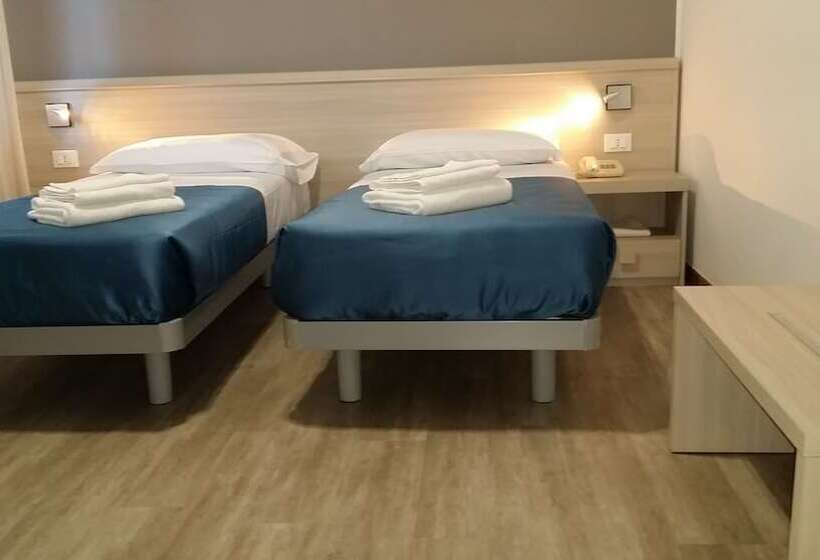 غرفة قياسية, Flying