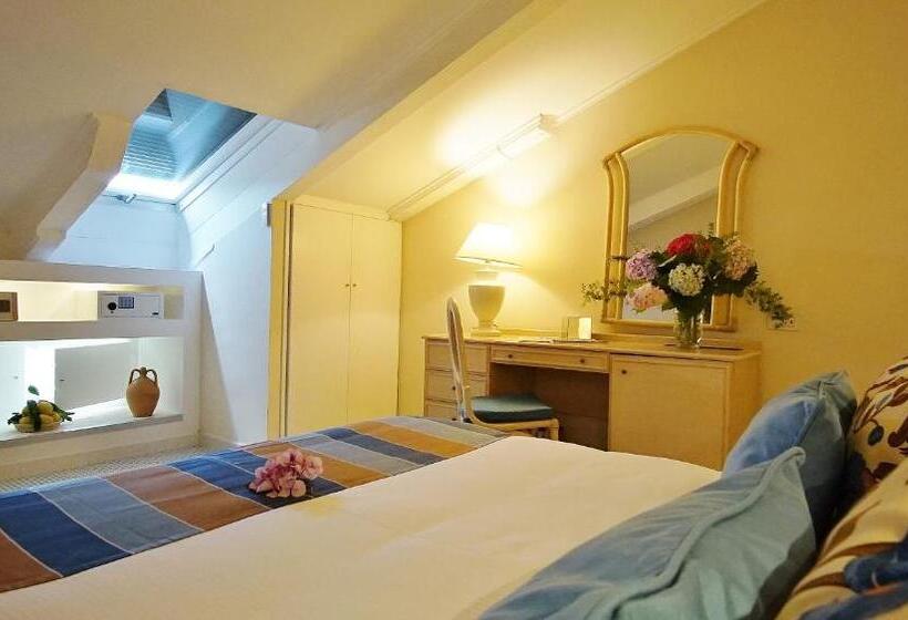 펜트하우스 룸, Grand Hotel Aminta