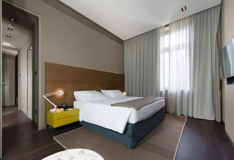 スイート, Grand Hotel Billia