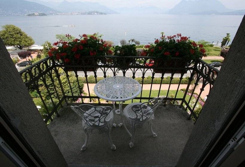 חדר סטנדרט נוף לאגם, Grand Hotel Des Iles Borromées & Spa