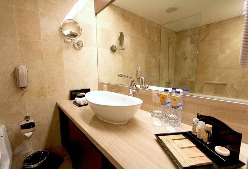 Люкс Superior, Grand Sahid Jaya Cbd