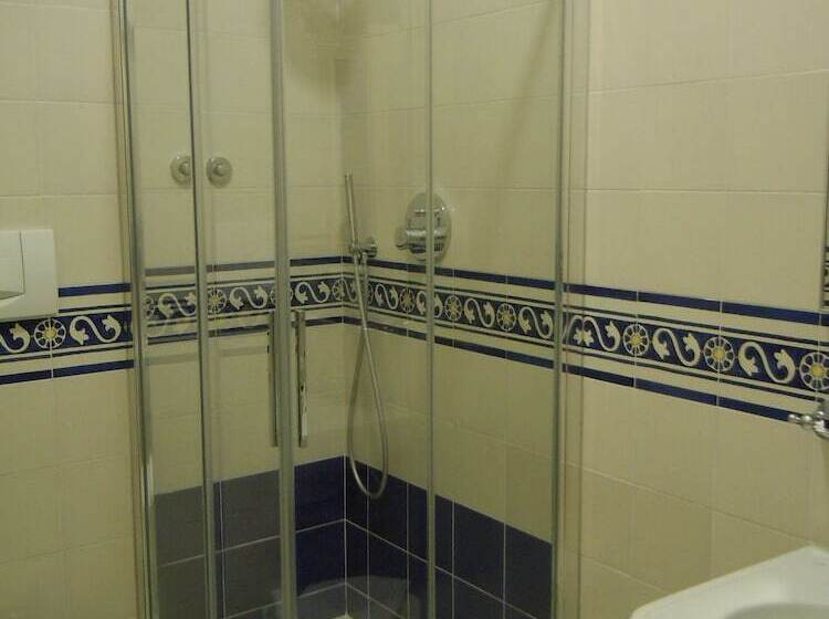 标准单人间, Grand Hotel Villa Balbi