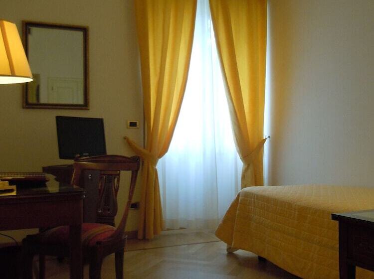 标准单人间, Grand Hotel Villa Balbi