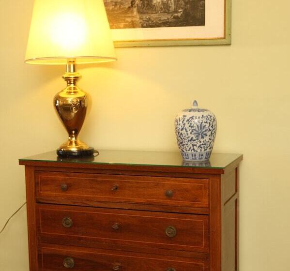 标准三人间, Grand Hotel Villa Balbi