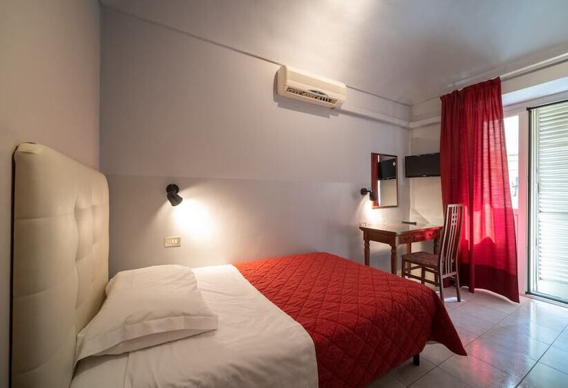 اتاق استاندارد یک نفره, Italia