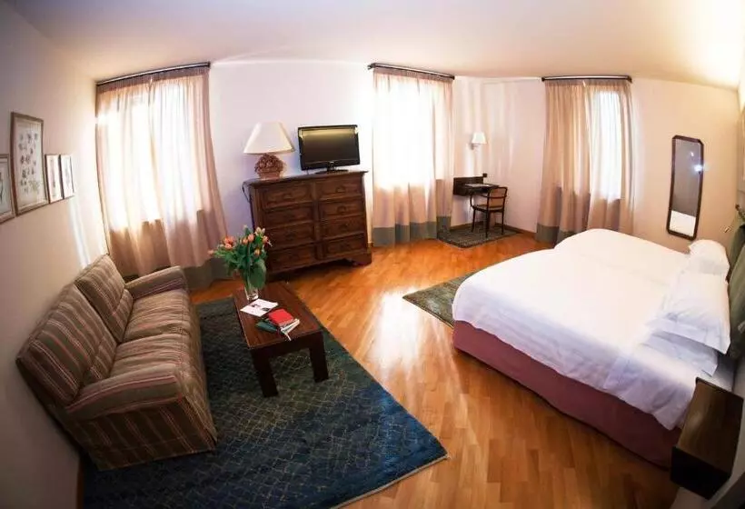 Deluxe Room, Le Tre Vaselle