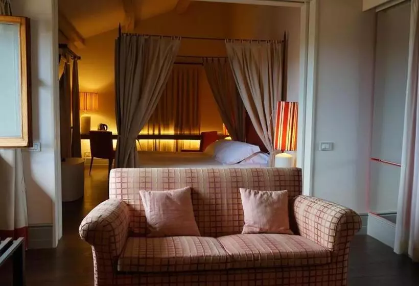 Junior Suite, Le Tre Vaselle