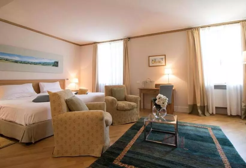 Superior Room, Le Tre Vaselle