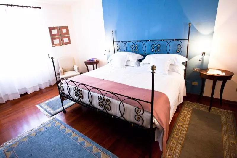 Deluxe Room, Le Tre Vaselle