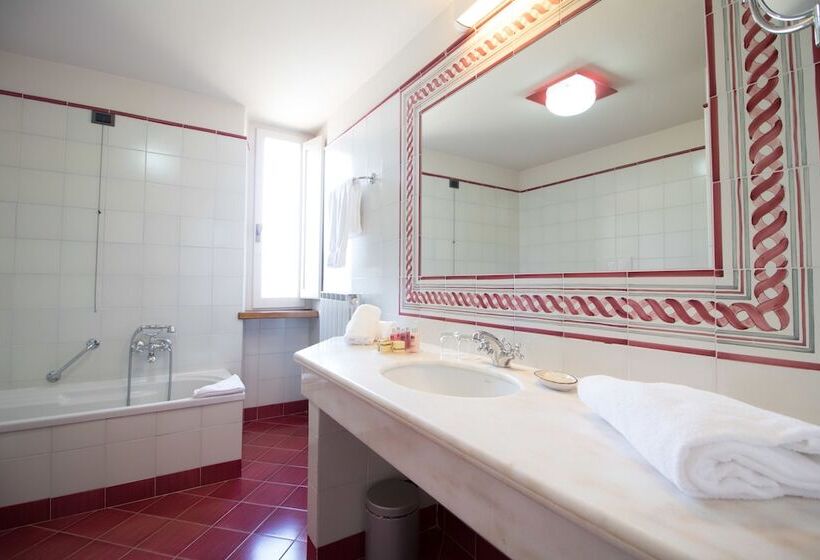 高级大房间, Le Tre Vaselle