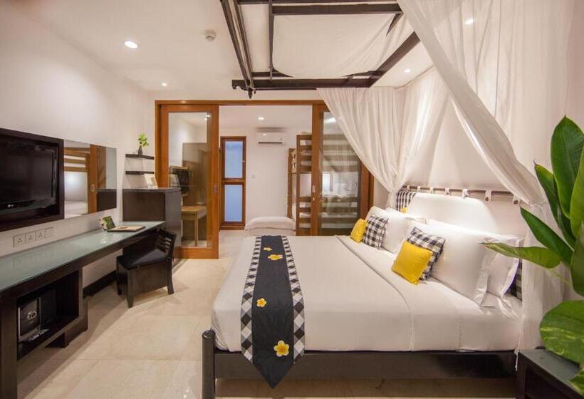 غرفة عائلية, Legian Beach