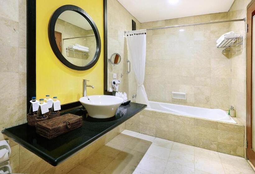 غرفة سوبيريور عائلية, Legian Beach