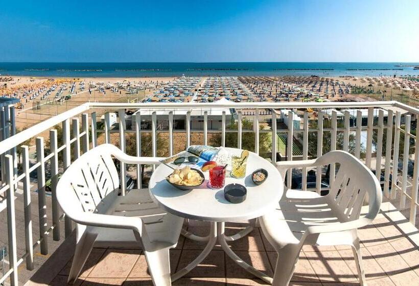 标准三人间, Mareblu